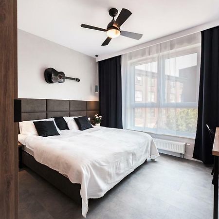 Unique 3City Apartments - Grey Apartment Гданск Екстериор снимка
