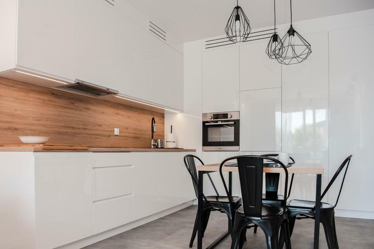 Unique 3City Apartments - Grey Apartment Гданск Екстериор снимка