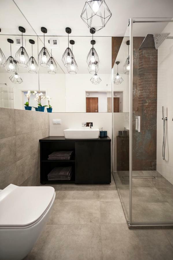Unique 3City Apartments - Grey Apartment Гданск Екстериор снимка