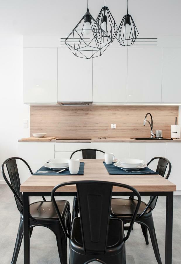 Unique 3City Apartments - Grey Apartment Гданск Екстериор снимка