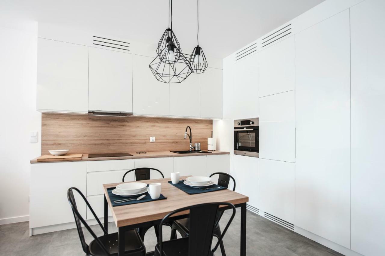 Unique 3City Apartments - Grey Apartment Гданск Екстериор снимка