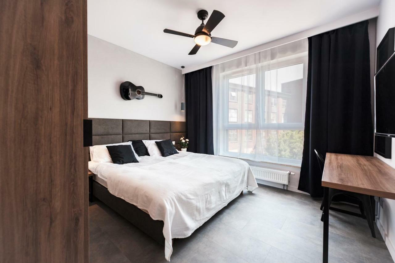 Unique 3City Apartments - Grey Apartment Гданск Екстериор снимка